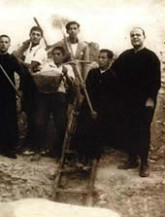 Don R. Dimiccoli con volontari