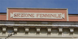 Ingresso sezione femminile scuola Musti Barletta